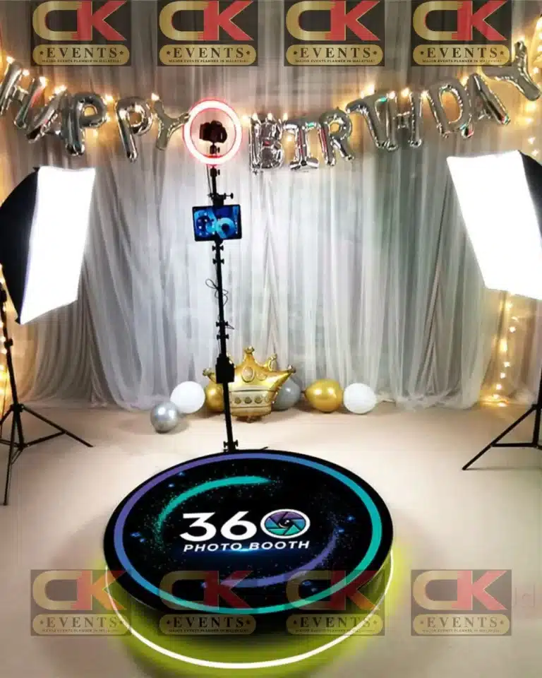 CK Event Management 360 photobooth birthday party setup with ring light and softboxes – hire a 360 video booth in Kuala Lumpur, Selangor and Putrajaya, Malaysia.